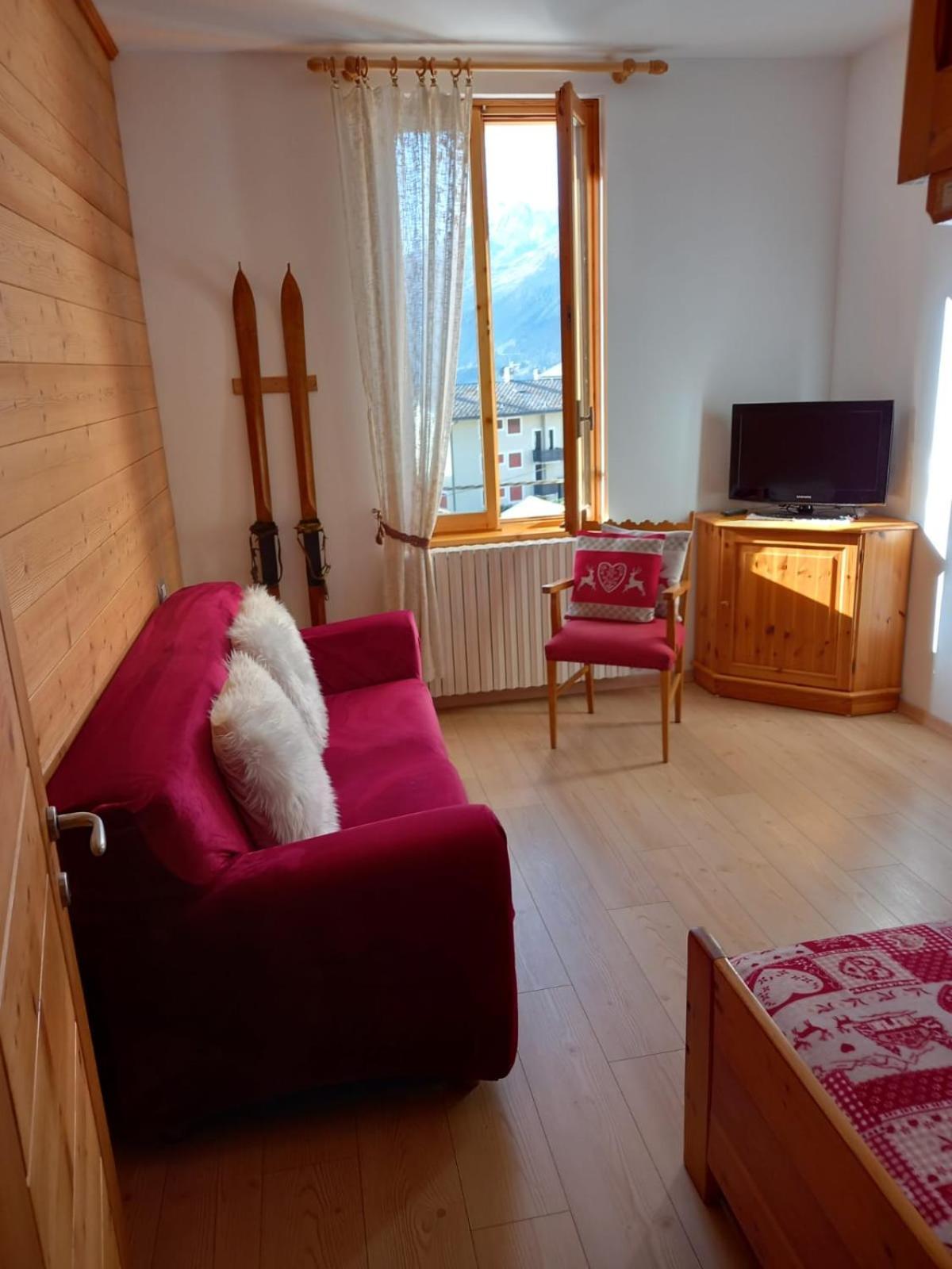 Appartamenti Via Monte Braulio 19 Бормио Екстериор снимка