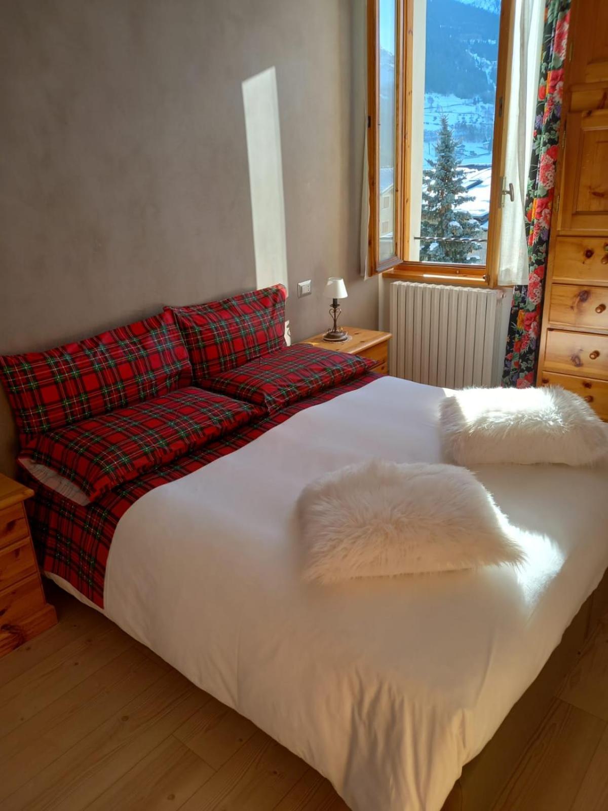 Appartamenti Via Monte Braulio 19 Бормио Екстериор снимка
