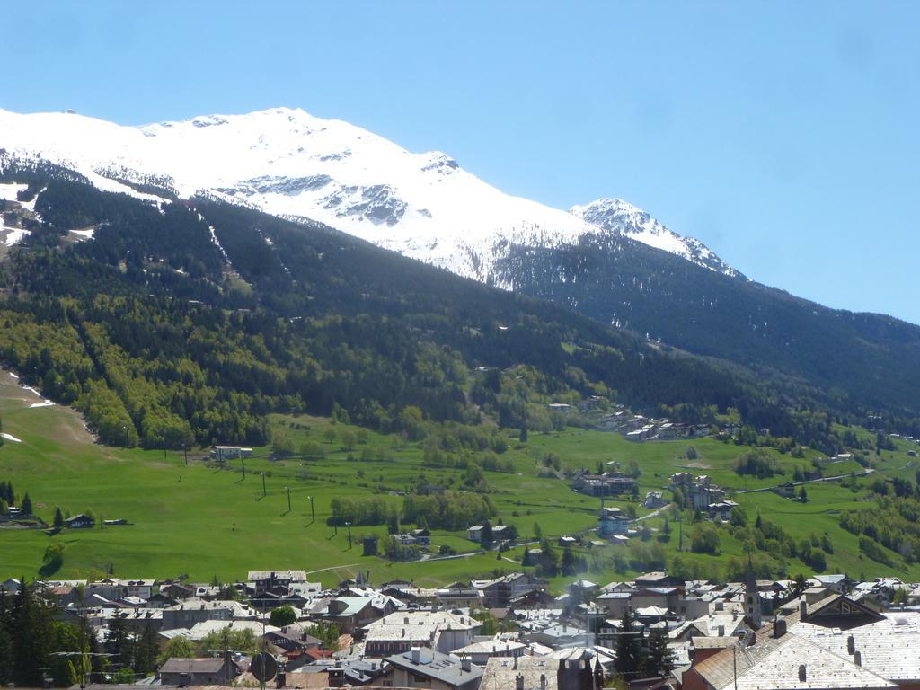 Appartamenti Via Monte Braulio 19 Бормио Екстериор снимка